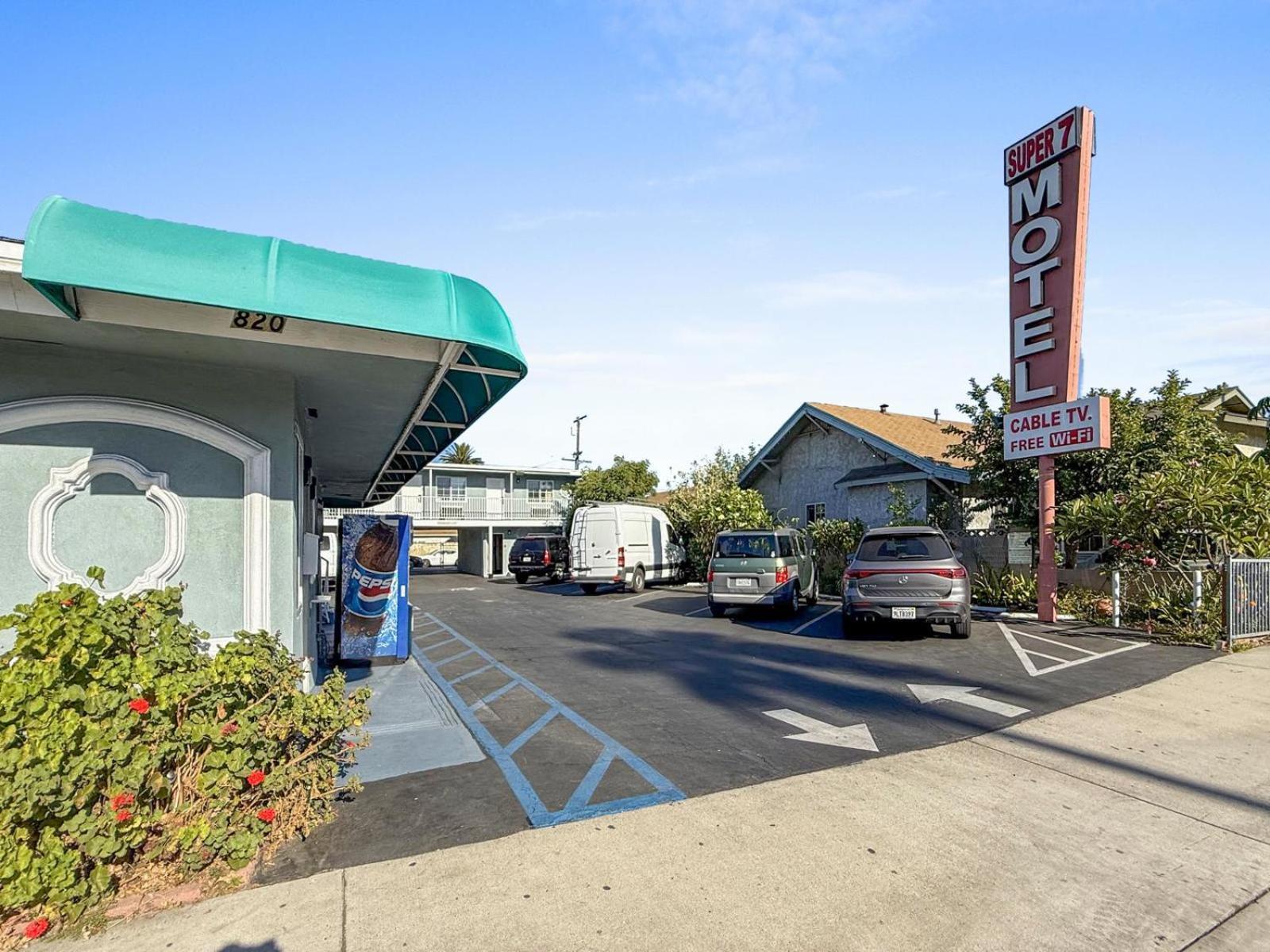 Super 7 Motel Anaheim Eksteriør bilde