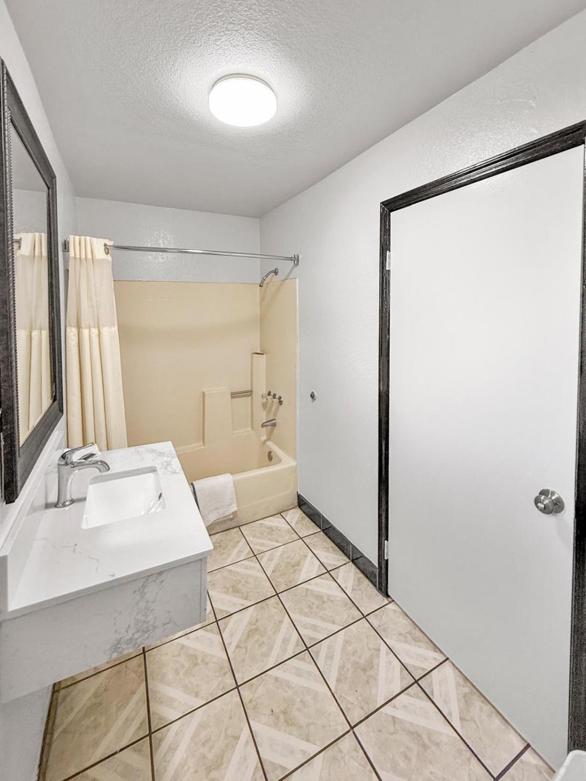 Super 7 Motel Anaheim Eksteriør bilde